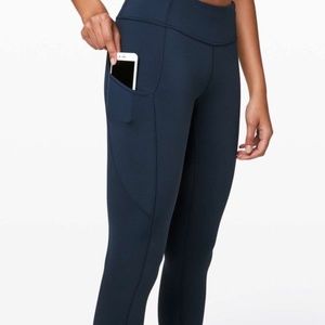 Navy Lululemon ⅞ Legging
